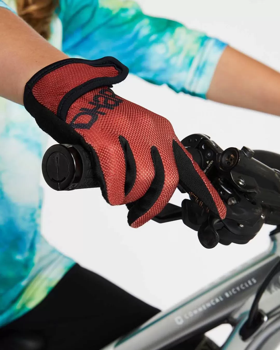 Youth Gloves | *DHaRCO Outlet
